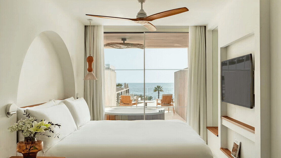 Junior Suite Sea View with Terrace Tub 